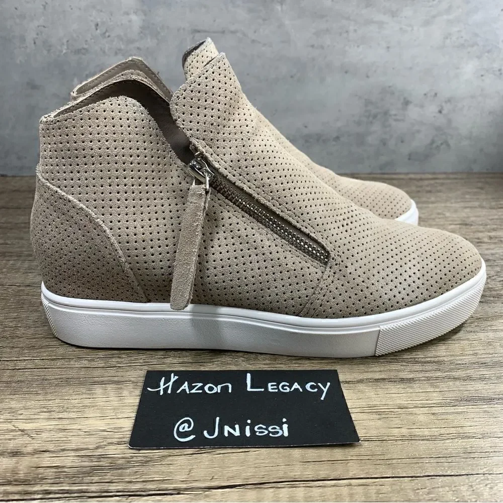 Steve Madden~Women's~” Caliber” Taupe Suede  Ankle~Sneakers~Size 8.5M.‎